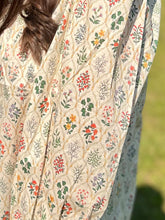 Load image into Gallery viewer, Dandy long sleeve Ecru top