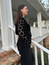 Load image into Gallery viewer, Dona lace dot velvet top