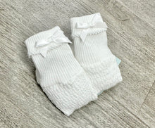 Load image into Gallery viewer, Booties with Bow