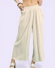 Load image into Gallery viewer, Penny Linen Blend Scalloped Hem Pants in 2 colors