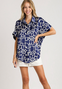 Above the Rest print short sleeve top