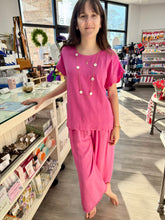 Load image into Gallery viewer, Addy scalloped linen top