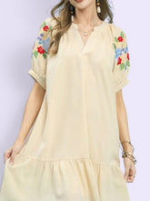Load image into Gallery viewer, Cordia embroidered sleeve Cream dress