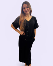 Load image into Gallery viewer, Martha Linen Scallop button front top