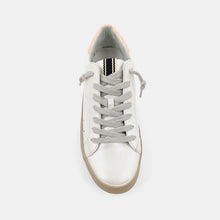 Load image into Gallery viewer, Mia Pearl sneaker