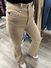 Load image into Gallery viewer, Judy Blue Khaki Jeans